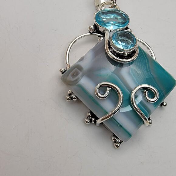 Sterling Silver Blue Lace Agate and Blue Topaz Pendant Necklace - 20" Chain - Picture 6 of 12